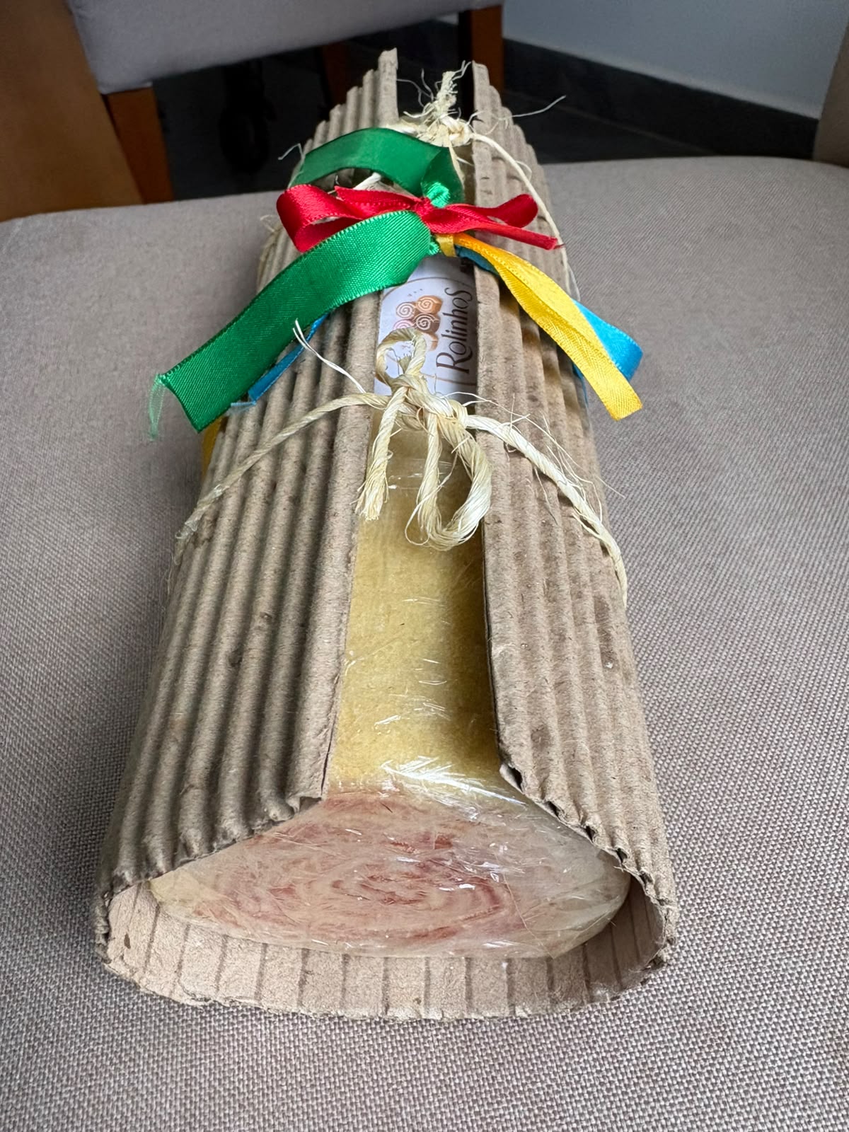 Bolo de Rolo para Presente com Laço